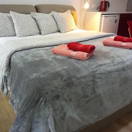 The New Studio Suite Near Akropolis Atenas Exterior foto