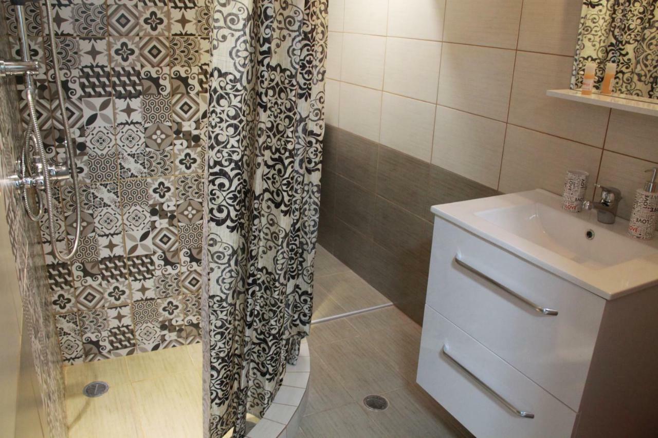 The New Studio Suite Near Akropolis Atenas Exterior foto